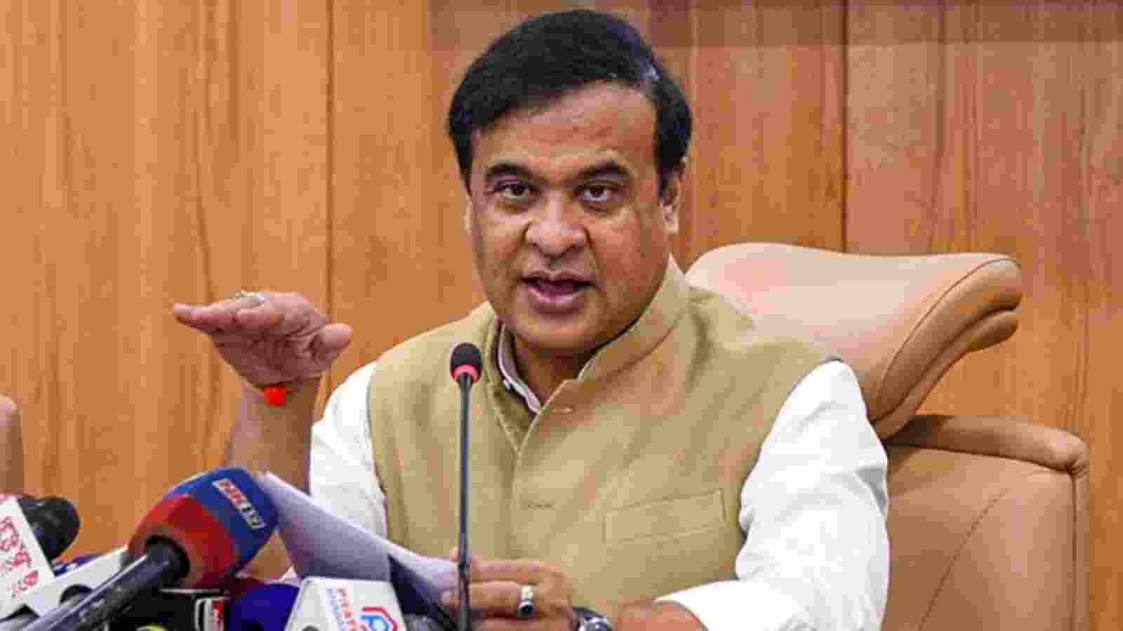 Two Bangladeshi infiltrators pushed back by Assam Police