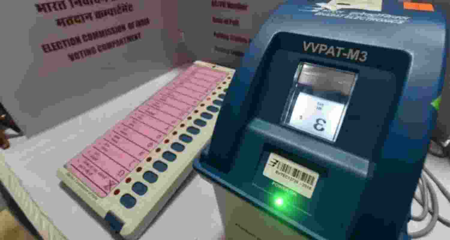A VVPAT machine paired with an EVM. Image used for representational purpose.