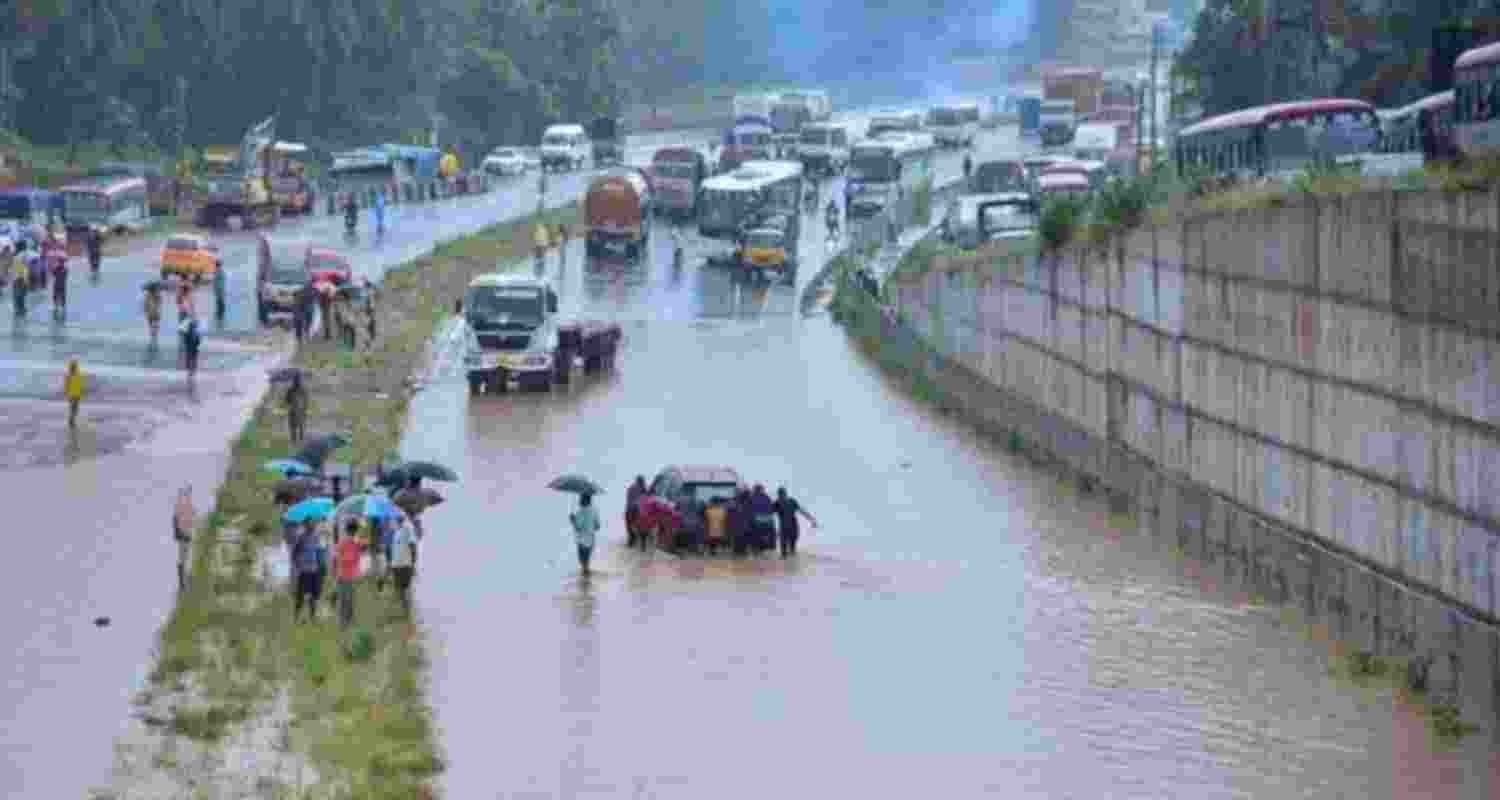 Political slugfest erupts over waterlogged roads of Bengaluru