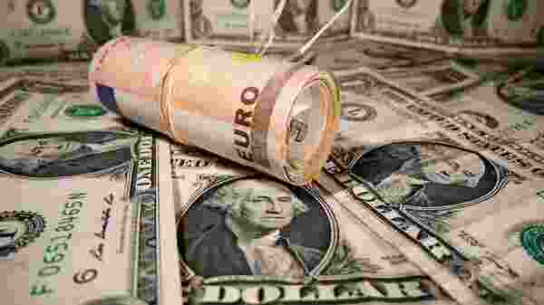 India's forex reserves increased by USD 140 million to touch its all-time high of USD 642.631 billion during the week ended March 22, the Reserve Bank said. India's forex reserves increased by USD 140 million to touch its all-time high of USD 642.631 billion during the week ended March 22, the Reserve Bank said.