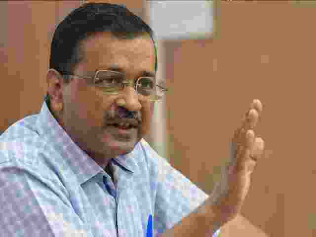 Senior leaders of the Aam Aadmi Party (AAP) gathered at Arvind Kejriwal’s residence on Thursday, May 23, following reports that the Delhi police plan to record statements from the Delhi Chief Minister’s parents regarding the Swati Maliwal ‘assault’ case. Senior leaders of the Aam Aadmi Party (AAP) gathered at Arvind Kejriwal’s residence on Thursday, May 23, following reports that the Delhi police plan to record statements from the Delhi Chief Minister’s parents regarding the Swati Maliwal ‘assault’ case.