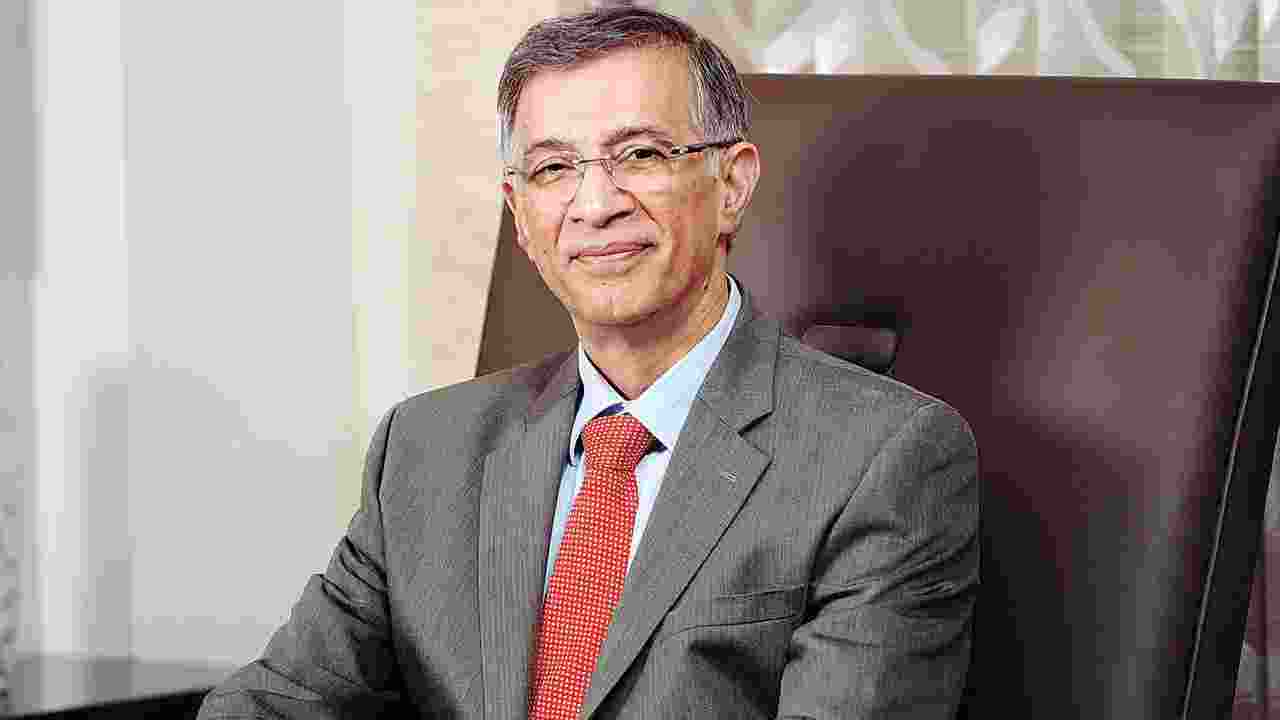The Enforcement Directorate (ED) has initiated inquiries into real estate tycoon Niranjan Hiranandani, Managing Director of the illustrious Hiranandani Group, in connection with alleged violations of the Foreign Exchange Management Act (FEMA). The Enforcement Directorate (ED) has initiated inquiries into real estate tycoon Niranjan Hiranandani, Managing Director of the illustrious Hiranandani Group, in connection with alleged violations of the Foreign Exchange Management Act (FEMA).