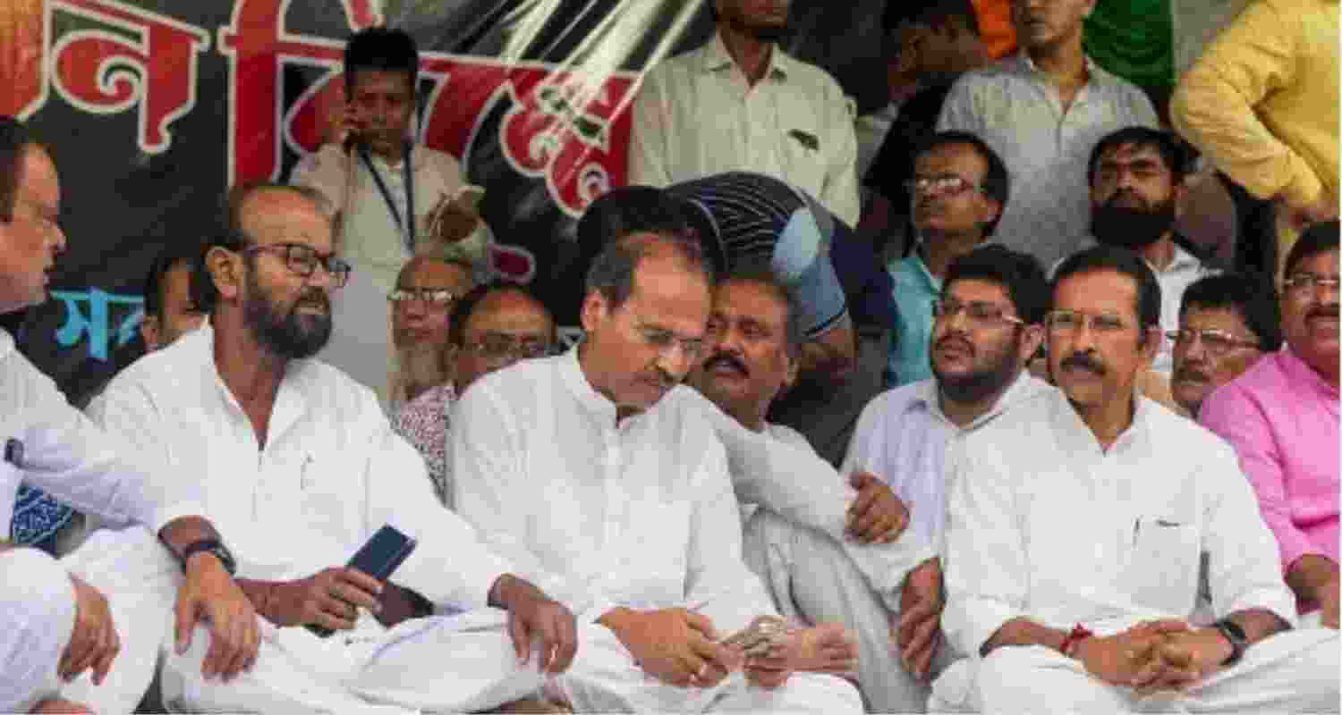 WB Cong starts two-days sit-in seeking justice for RG Kar WB Cong starts two-days sit-in seeking justice for RG Kar