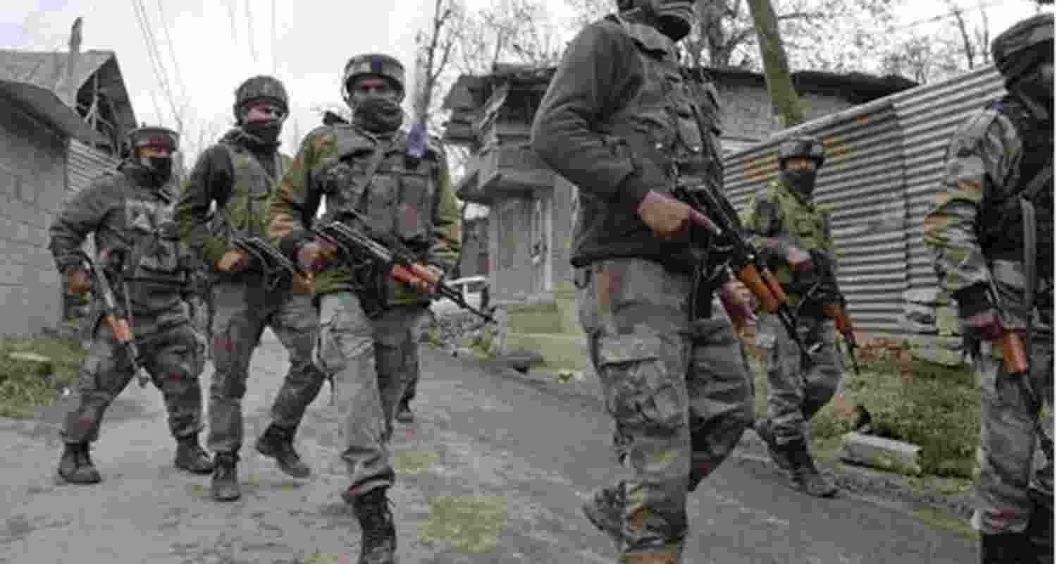 AFSPA extended in Assam amid 'disturbances' in Bangladesh
AFSPA extended in Assam amid 'disturbances' in Bangladesh