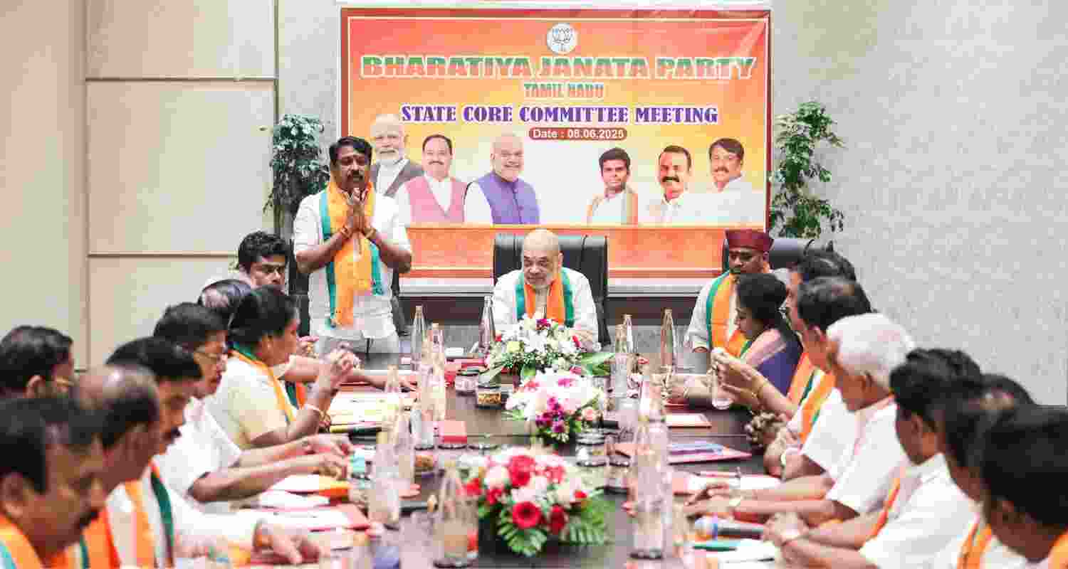 Amit Shah chairs core committee meeting of TN BJP Amit Shah chairs core committee meeting of TN BJP