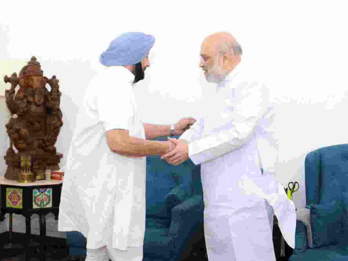 Capt Amarinder calls on Shah, Nadda, ends Cong return 'buzz' Capt Amarinder calls on Shah, Nadda, ends Cong return 'buzz'