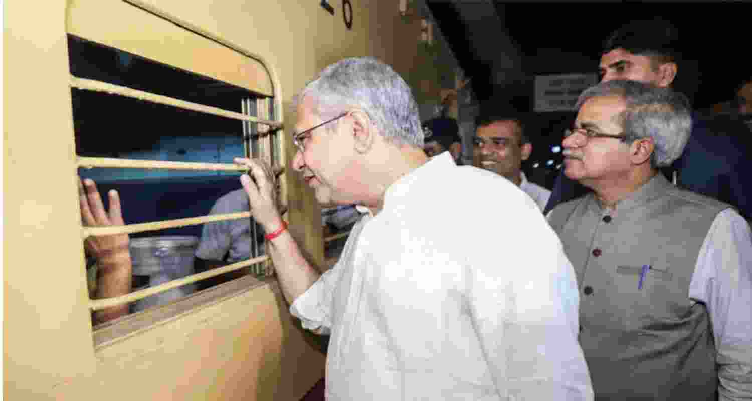 Union Minister Ashwini Vaishnaw reviews festive travel surge. Union Minister Ashwini Vaishnaw reviews festive travel surge.