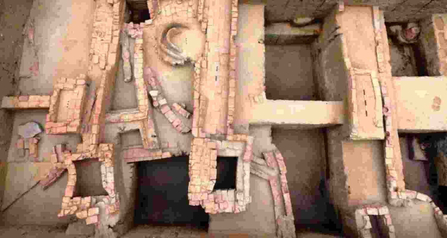 Glimpse of Keeladi site where archaeologists have found several evidence of industrial activity and others. Glimpse of Keeladi site where archaeologists have found several evidence of industrial activity and others.