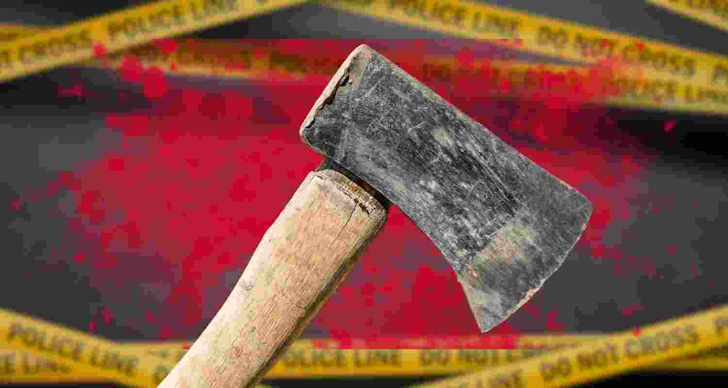 Drunk man hacks wife, two daughters to death after altercation Drunk man hacks wife, two daughters to death after altercation