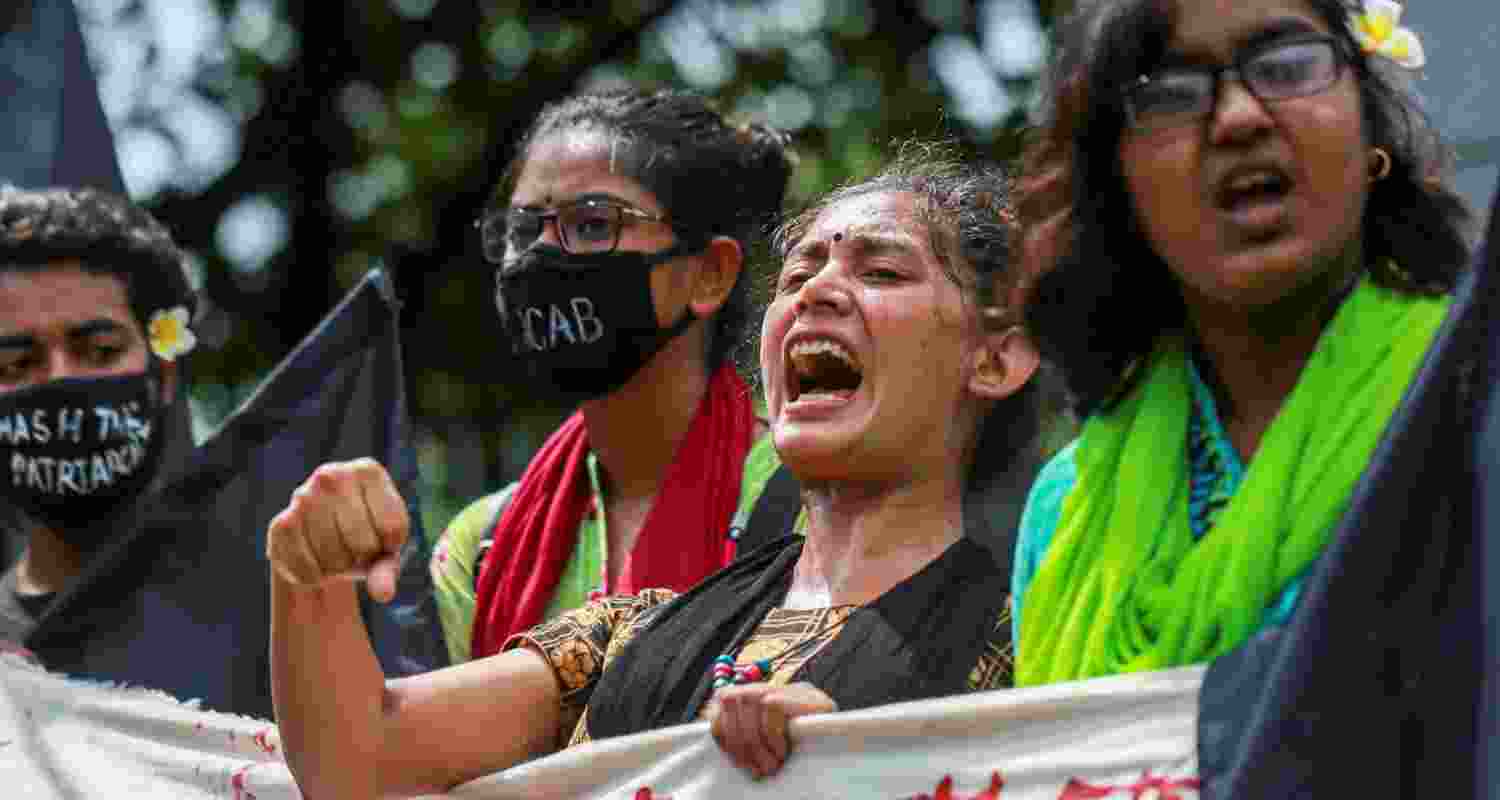 7-yr-old Magura rape victim dies, outrage erupts in B'desh 7-yr-old Magura rape victim dies, outrage erupts in B'desh