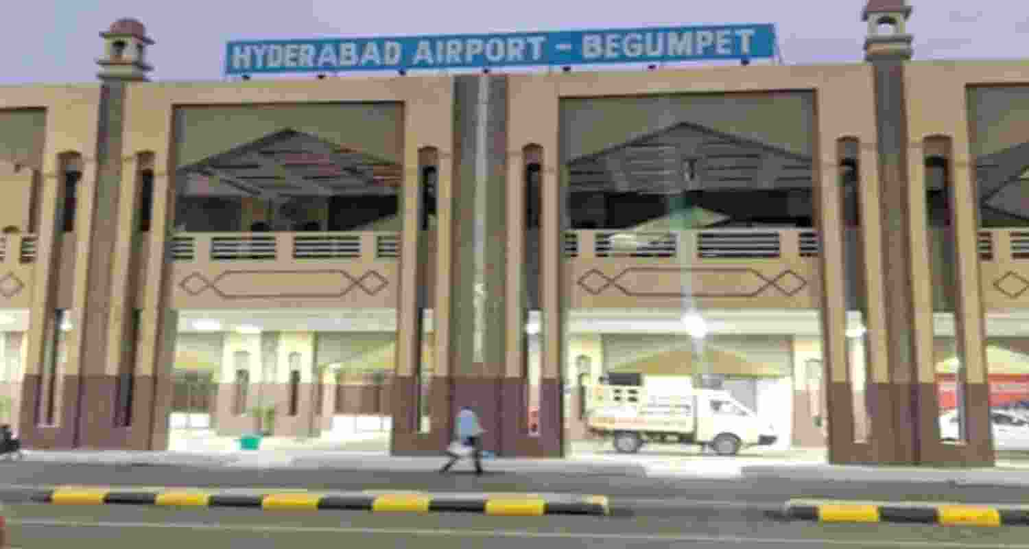 Begumpet airport receives bomb threat email, turns out to be hoax Begumpet airport receives bomb threat email, turns out to be hoax