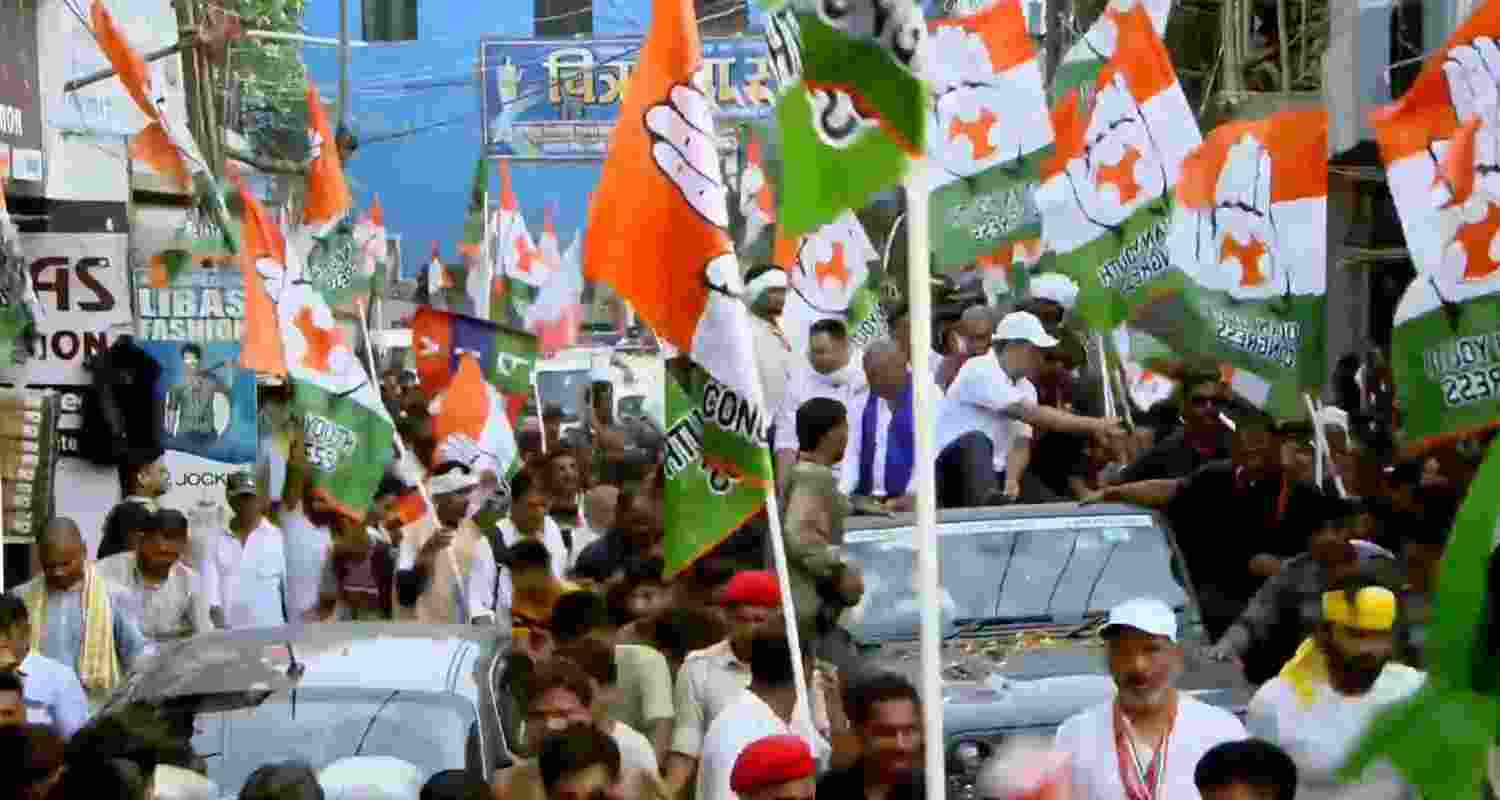 Rahul, Tejashwi lead second leg of 'Voter Adhikar Yatra' in Bihar Rahul, Tejashwi lead second leg of 'Voter Adhikar Yatra' in Bihar