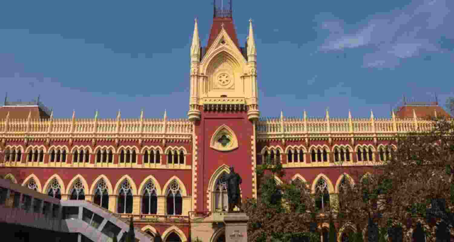 Calcutta High Court sought stricter security protocols for accused persons, condemned mob justice and egg attacks, and sought a detailed state report. Calcutta High Court sought stricter security protocols for accused persons, condemned mob justice and egg attacks, and sought a detailed state report.