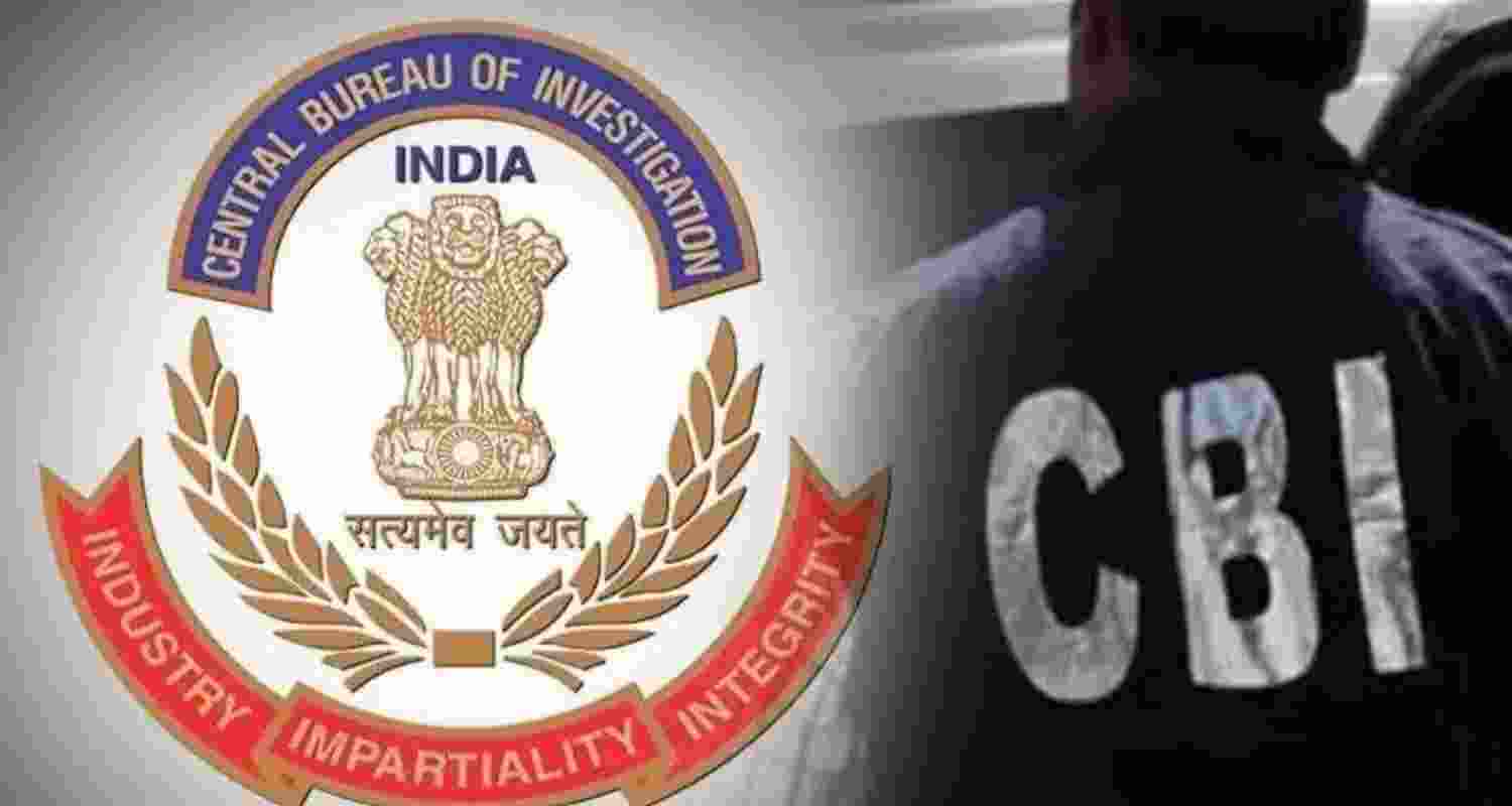 CBI team attacked in J'khand while arresting bribery accused CBI team attacked in J'khand while arresting bribery accused