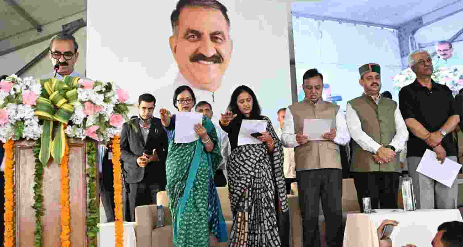 Chief Minister Thakur Sukhvinder Singh Sukhu during the oath-taking ceremony of newly elected Panchayat Pradhans and Up-Pradhans . Chief Minister Thakur Sukhvinder Singh Sukhu during the oath-taking ceremony of newly elected Panchayat Pradhans and Up-Pradhans .