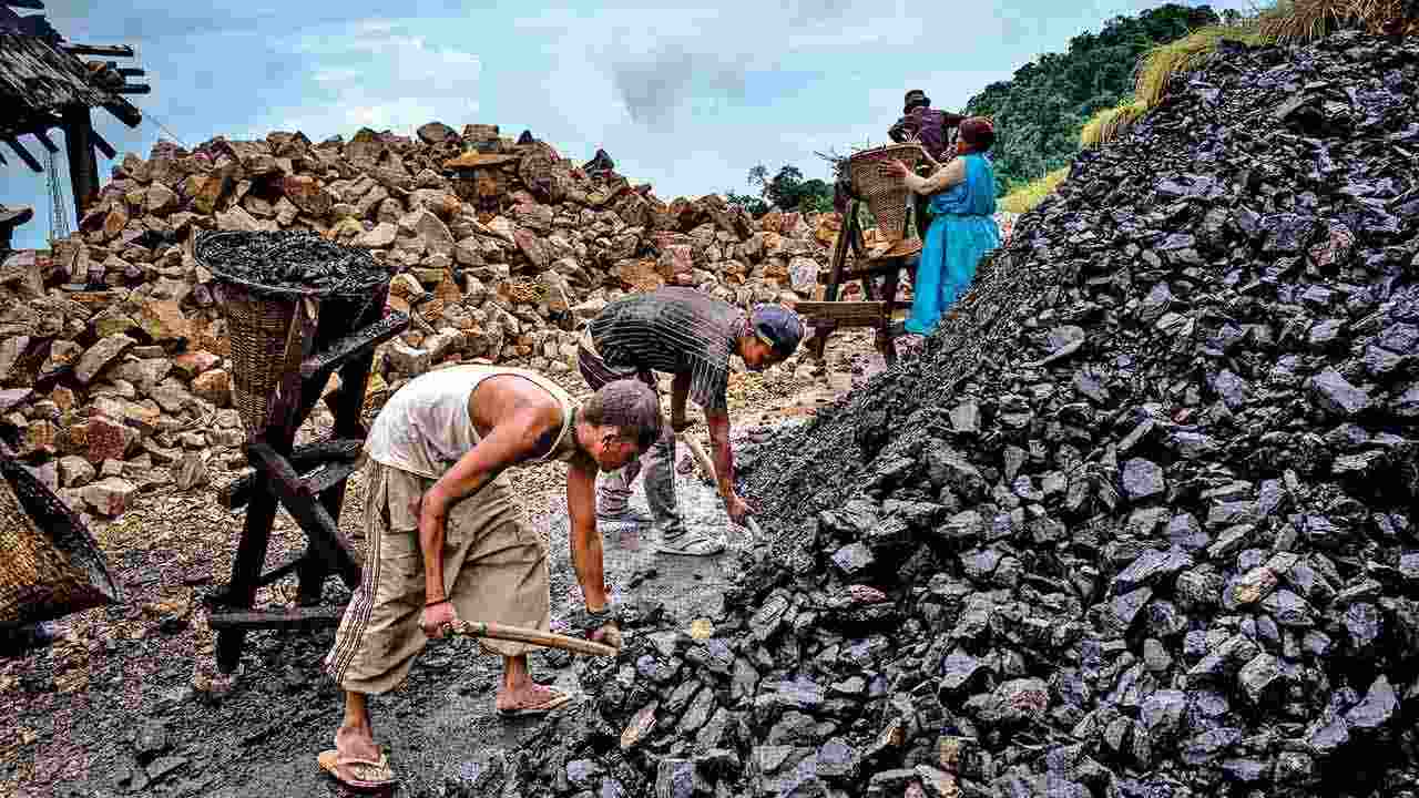 Coal production up 7.4% in October; dispatches hit 82.89 MT Coal production up 7.4% in October; dispatches hit 82.89 MT