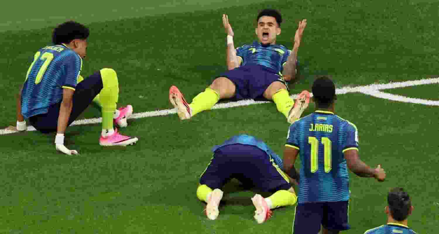 Colombia defeated Uzbekistan 3-1 in their Group K World Cup match, with goals from Daniel Muñoz, Luis Díaz and Campaz sealing the win. Colombia defeated Uzbekistan 3-1 in their Group K World Cup match, with goals from Daniel Muñoz, Luis Díaz and Campaz sealing the win.