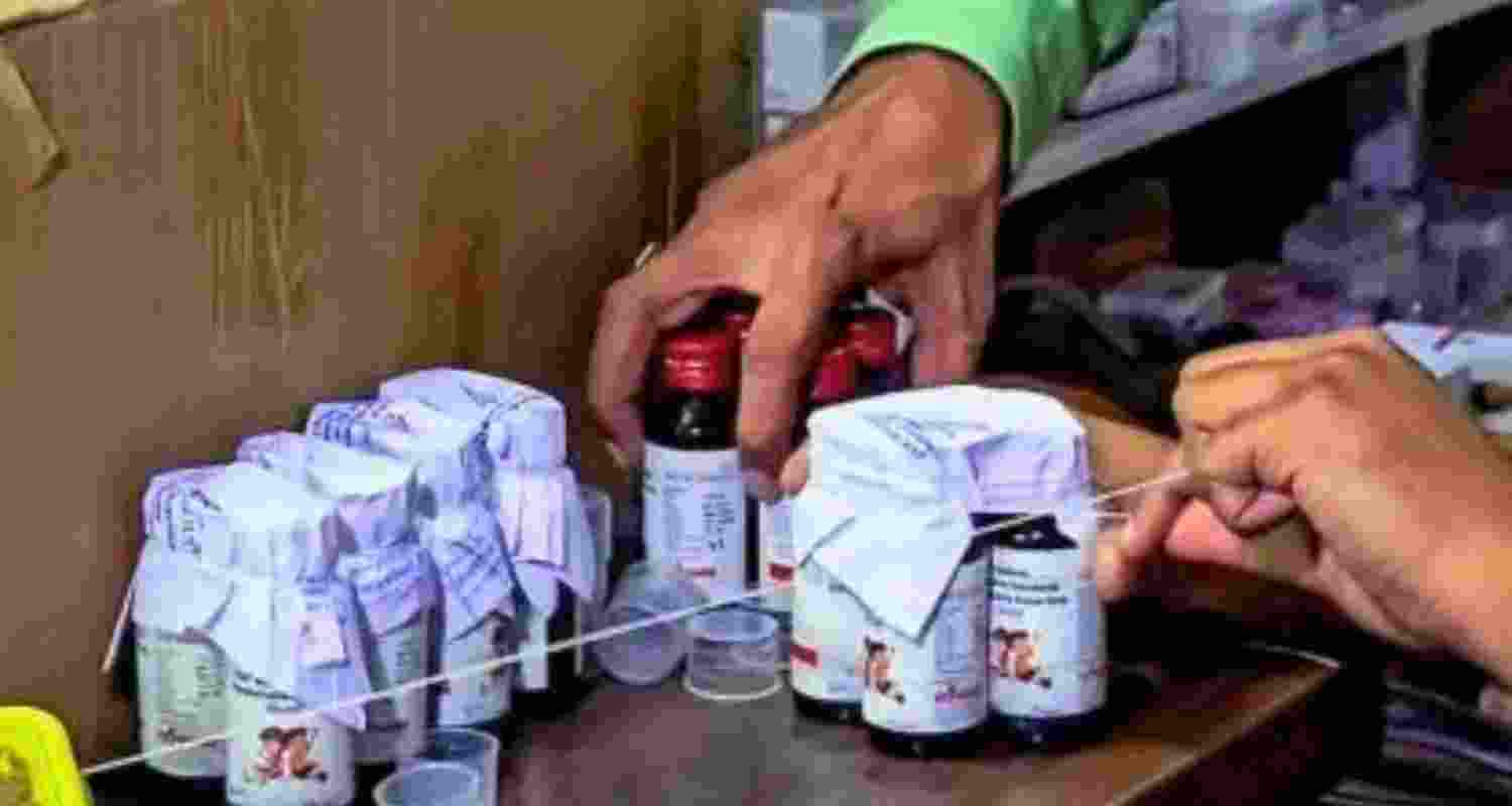 Jharkhand bans sale and use of three cough syrups Jharkhand bans sale and use of three cough syrups