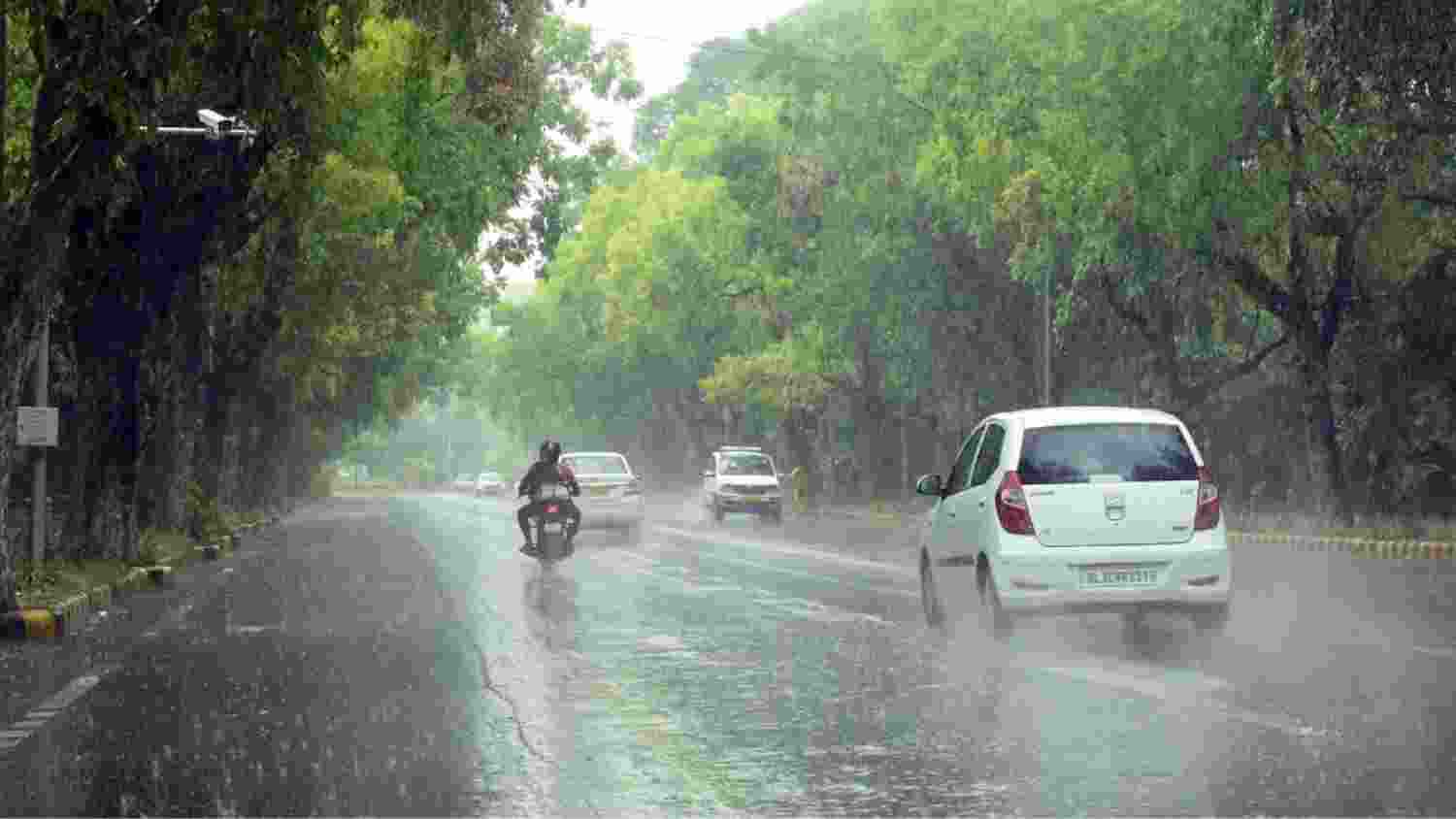 Yellow alert for rainfall in Delhi over next 2 days Yellow alert for rainfall in Delhi over next 2 days