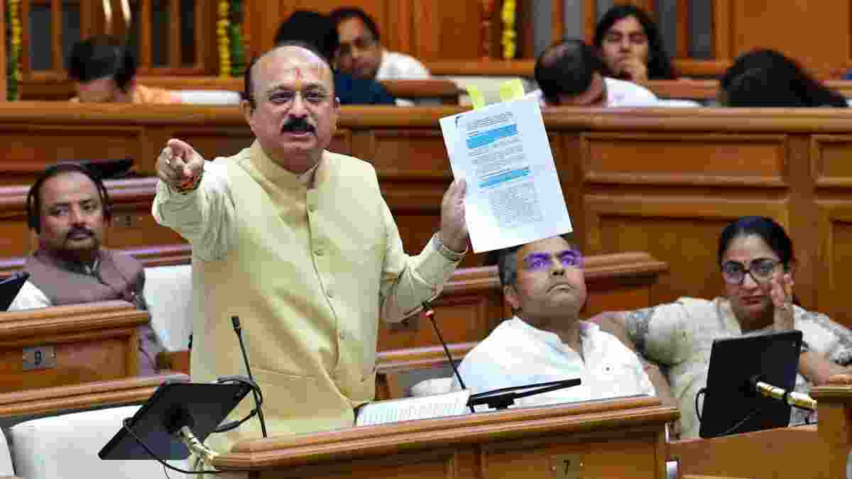 SC concern over Delhi govt's move to enforce 'School Fee Act' SC concern over Delhi govt's move to enforce 'School Fee Act'