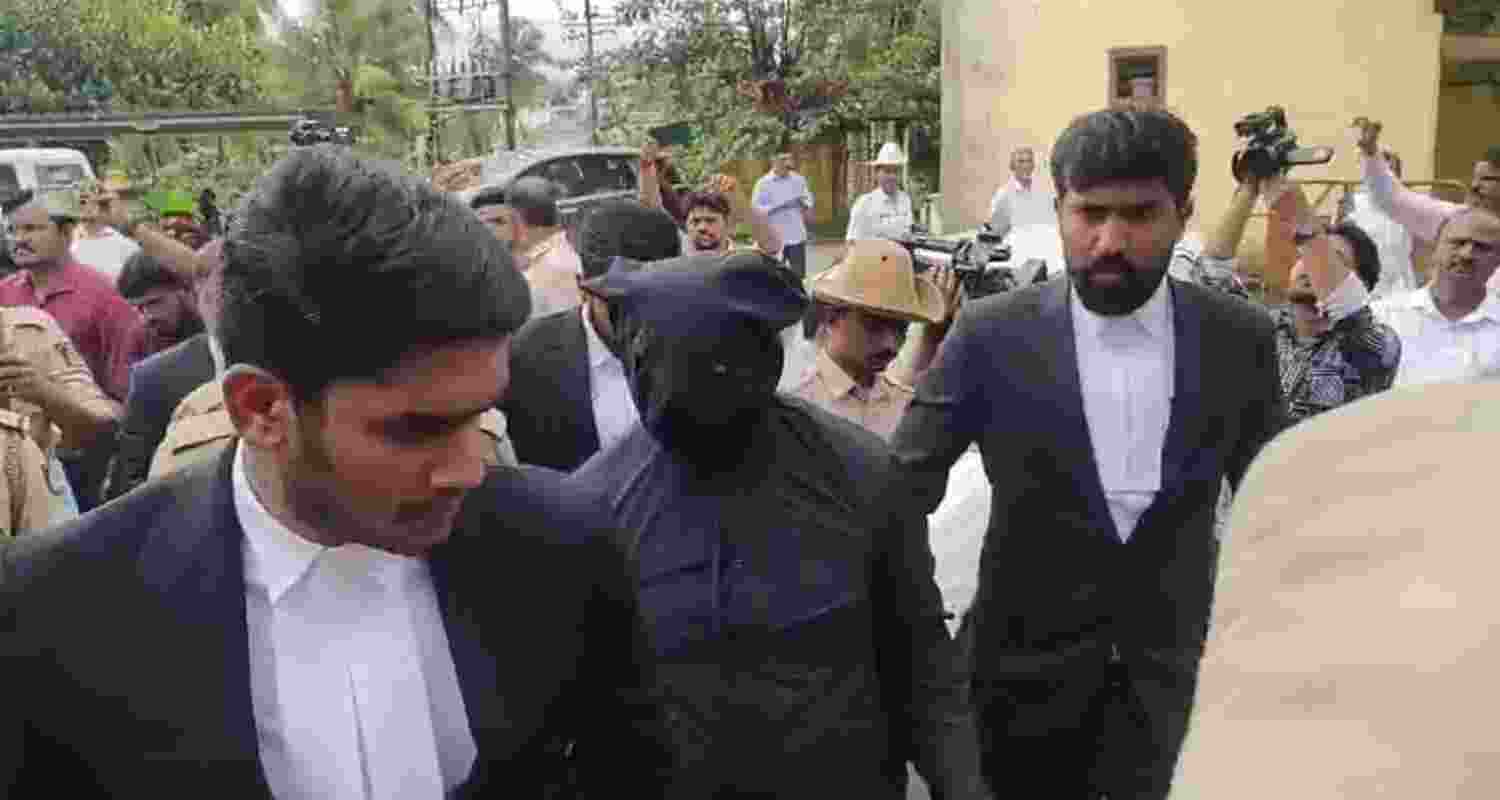 Demand for SIT strengthens in Dharmasthala burial case Demand for SIT strengthens in Dharmasthala burial case