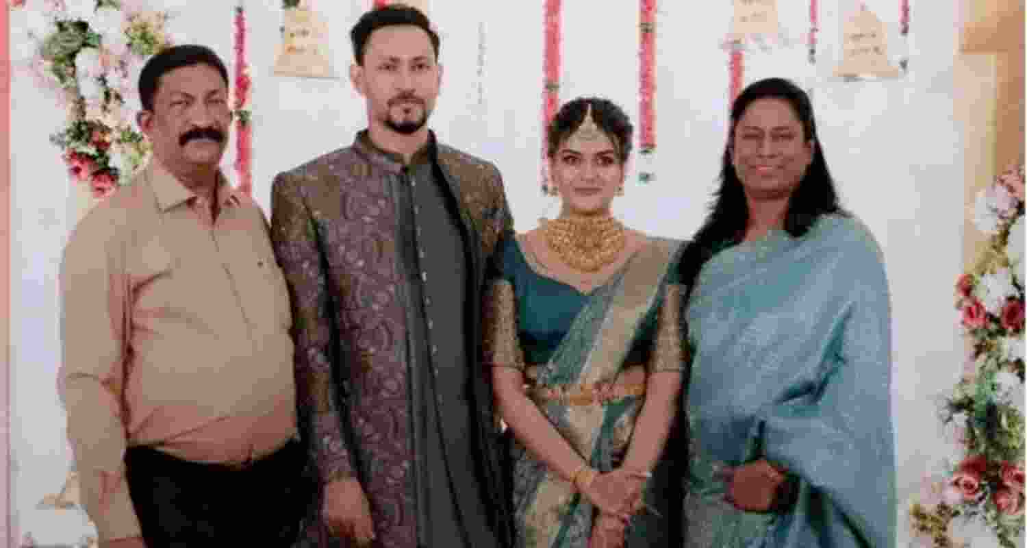 Family sources said Srinivasan collapsed at his residence early this morning, and was rushed immediately to a nearby hospital, but could not be revive Family sources said Srinivasan collapsed at his residence early this morning, and was rushed immediately to a nearby hospital, but could not be revive