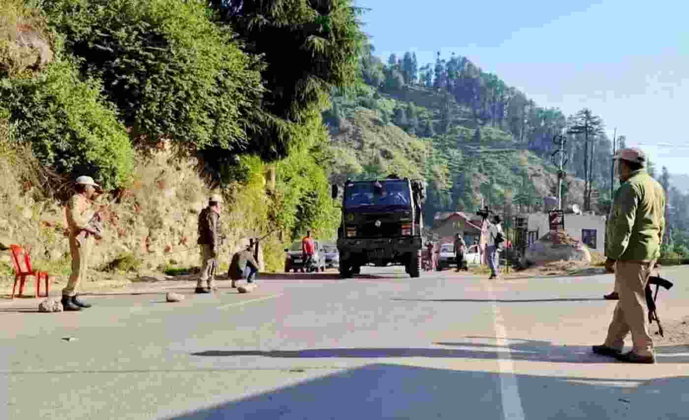 Terrorists lie low for months after infiltrating into India, blend with the population and act only after receiving instructions from their masters. Advanced weapons and technical intelligence has also not been that fruitful as the terrorists leave signatures on the Internet only to confuse the security agencies. Terrorists lie low for months after infiltrating into India, blend with the population and act only after receiving instructions from their masters. Advanced weapons and technical intelligence has also not been that fruitful as the terrorists leave signatures on the Internet only to confuse the security agencies.