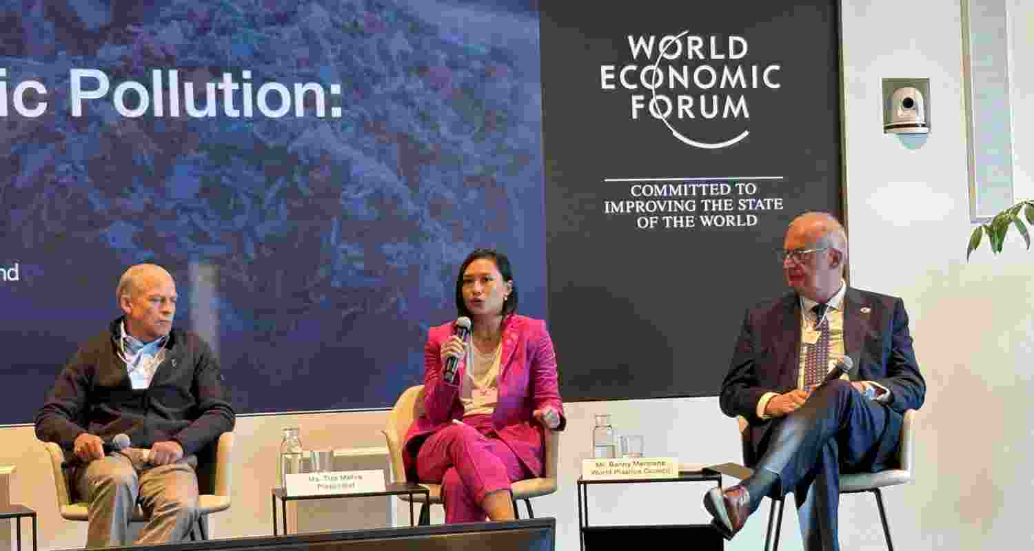 From left: Fisk Johnson, Tiza Mafiraf and Benny Mermans. From left: Fisk Johnson, Tiza Mafiraf and Benny Mermans.