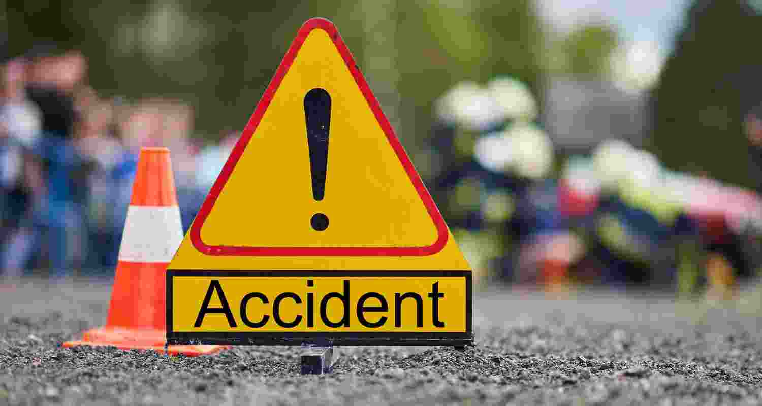 2 women killed, over 15 injured after pilgrim bus overturns in Gujarat’s Junagadh as nilgai crosses road; victims rushed to hospital, rescue ops launched. 2 women killed, over 15 injured after pilgrim bus overturns in Gujarat’s Junagadh as nilgai crosses road; victims rushed to hospital, rescue ops launched.