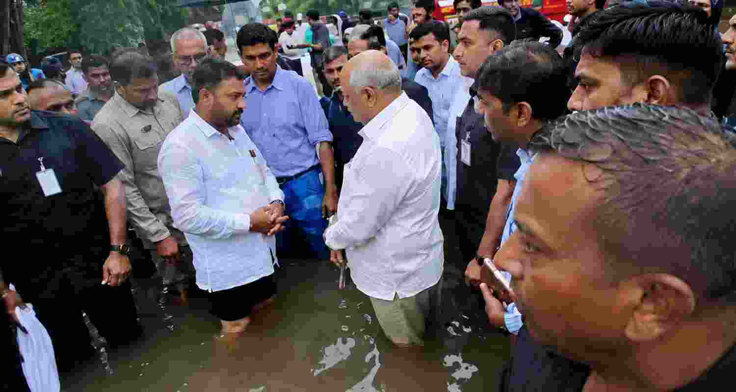 Gujarat CM Bhupendra Patel reviewed flood-hit areas in Bopal as heavy rain caused waterlogging, while rescue teams evacuated residents in Valsad. Gujarat CM Bhupendra Patel reviewed flood-hit areas in Bopal as heavy rain caused waterlogging, while rescue teams evacuated residents in Valsad.