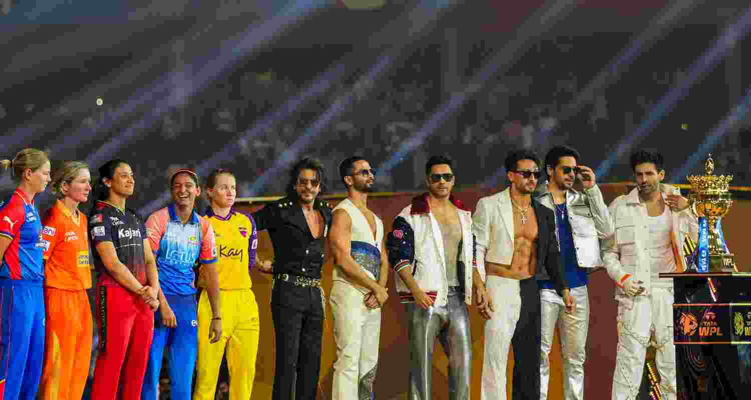 Bollywood stars with WPL team captains. Bollywood stars with WPL team captains.