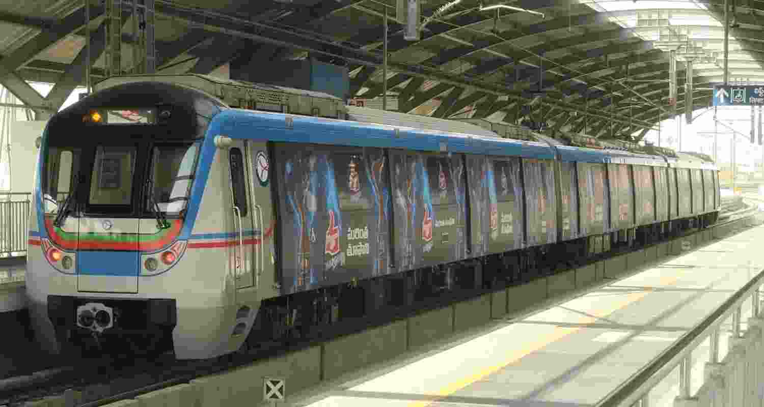 War of words between Cong, BJP over Hyderabad Metro project War of words between Cong, BJP over Hyderabad Metro project