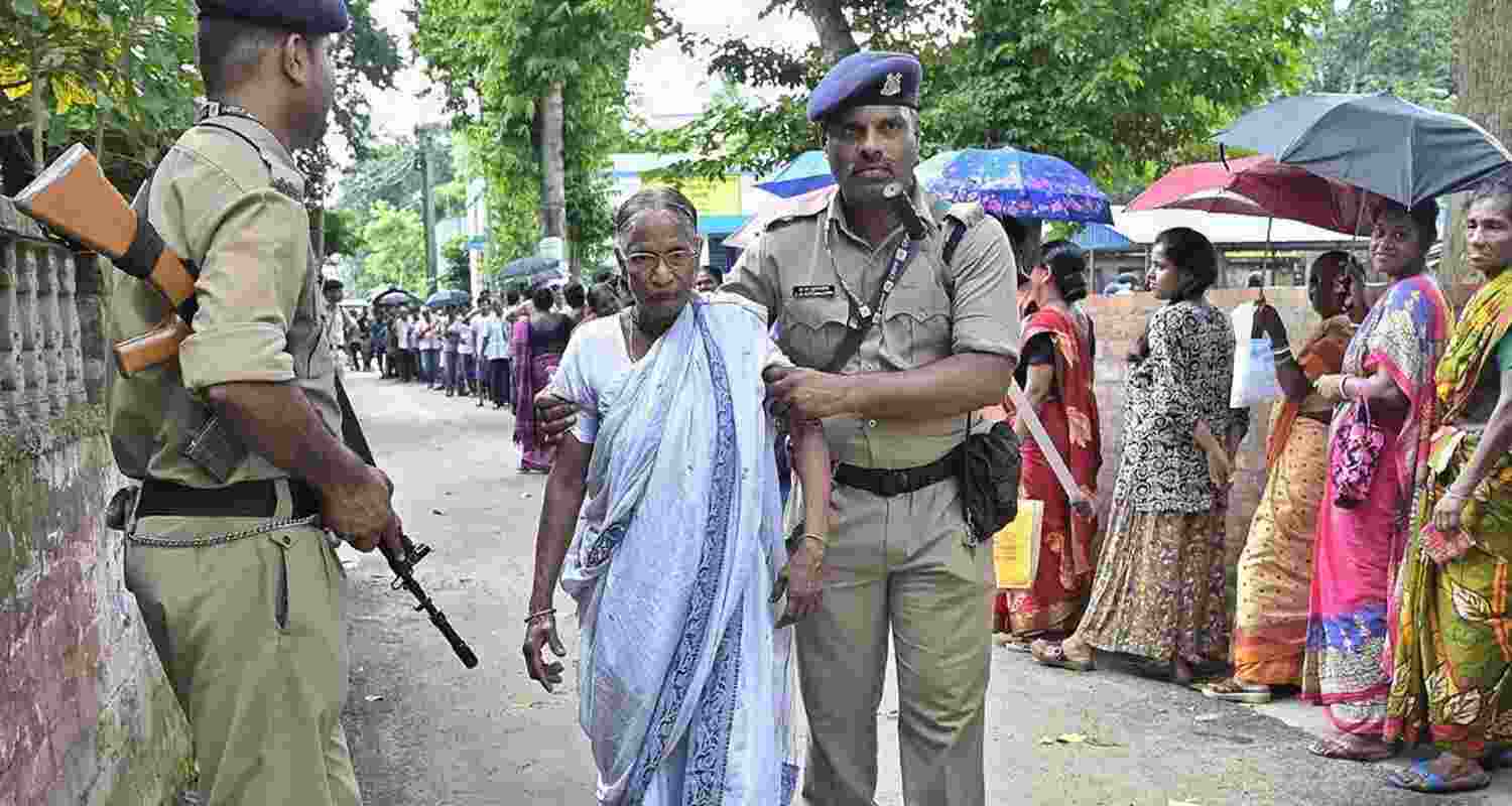 Election Commission orders repolling in Barasat and Mathurapur. Election Commission orders repolling in Barasat and Mathurapur.