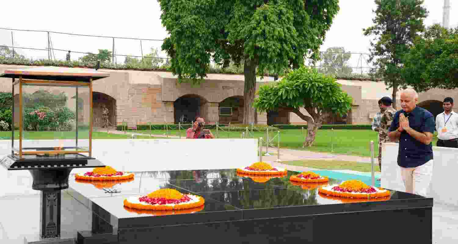 AAP Leader Sisodia Marks Freedom with Temple and Raj Ghat Visits. AAP Leader Sisodia Marks Freedom with Temple and Raj Ghat Visits.