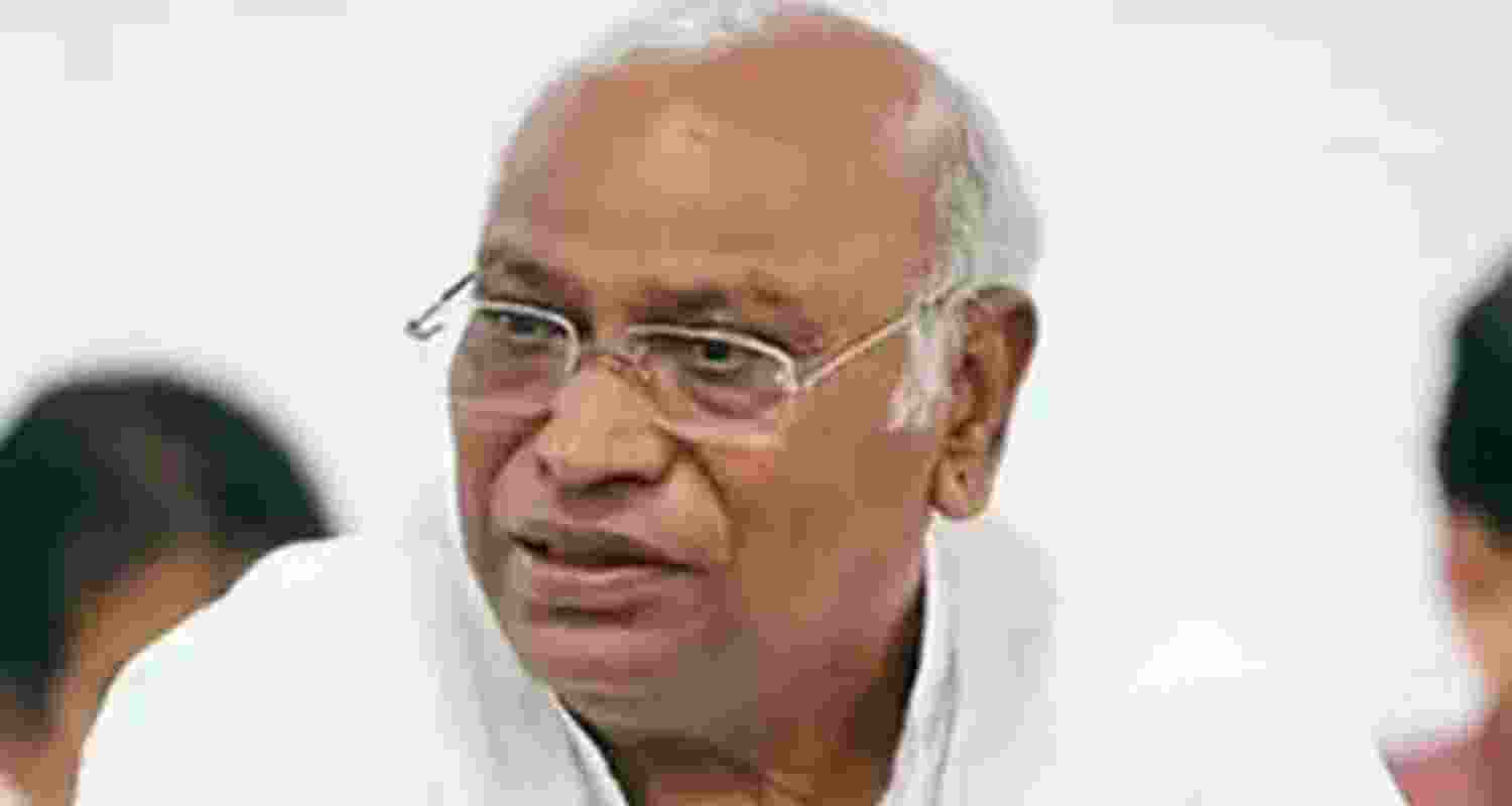 Congress Leader Mallikarjun Kharge Rejects Creamy Layer Idea For SC ST Categories. Congress Leader Mallikarjun Kharge Rejects Creamy Layer Idea For SC ST Categories.