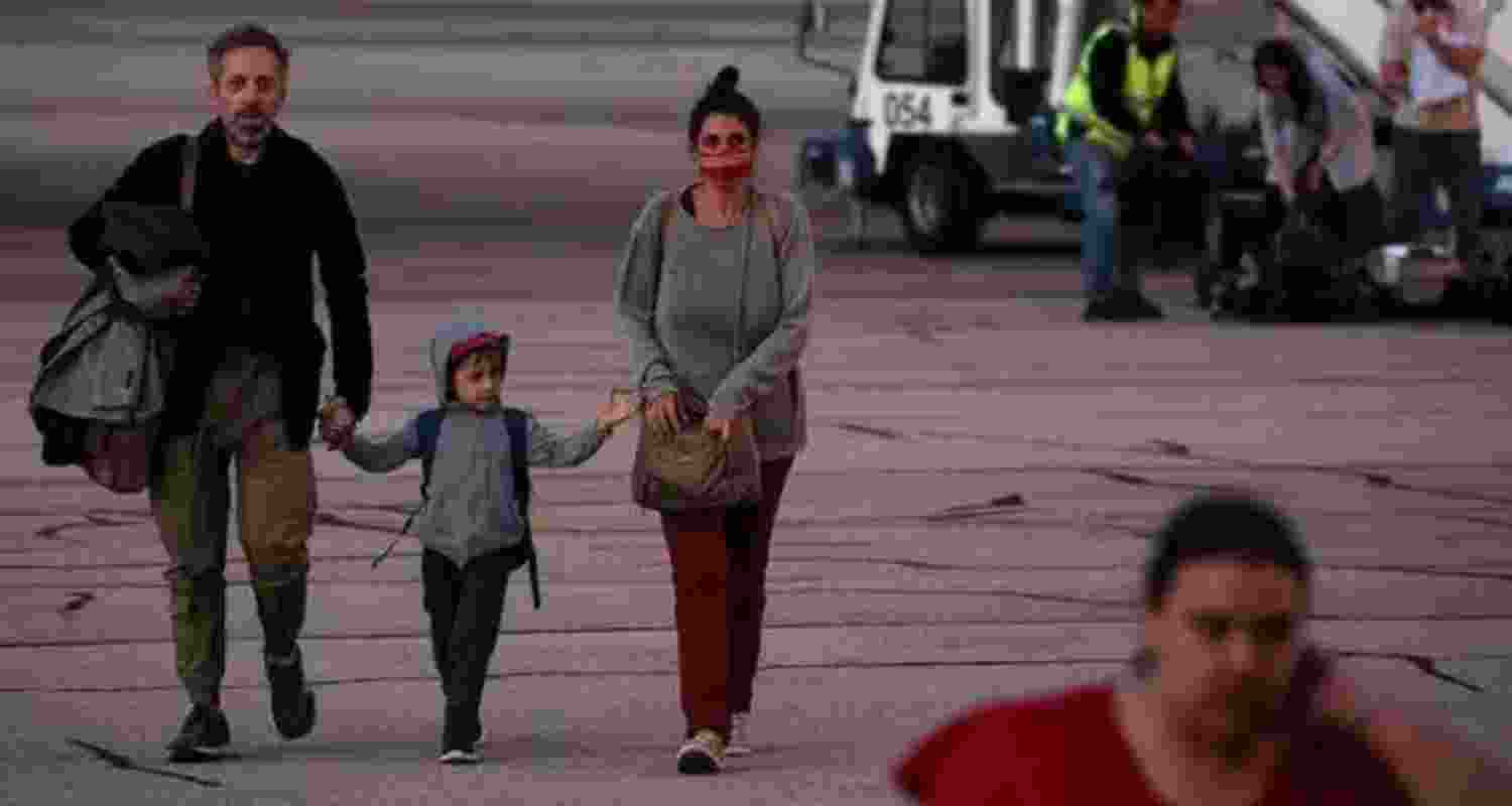 Last Charter Flight For British citizens' Evacuation From Lebanon Set For Sunday. Last Charter Flight For British citizens' Evacuation From Lebanon Set For Sunday.