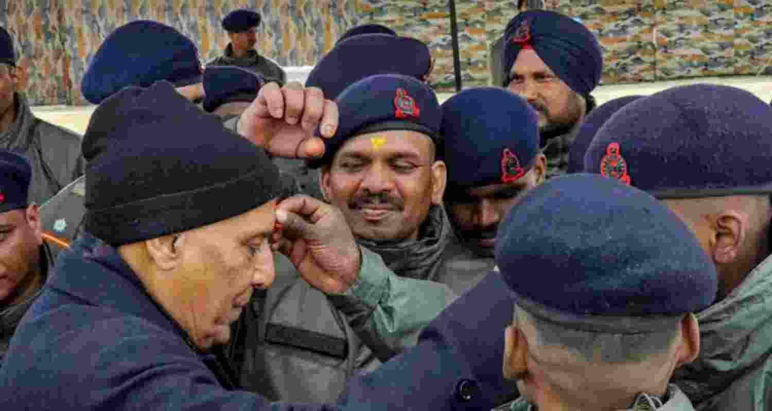 File Photo from Rajnath Singh's Last Siachen Visit. Image X. File Photo from Rajnath Singh's Last Siachen Visit. Image X.