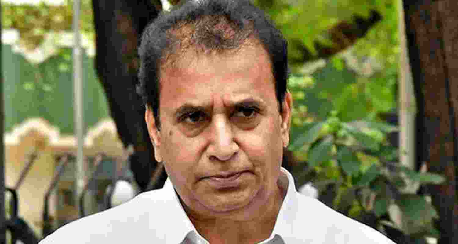 MVA Alliance Ready To Form Government in Maharashtra, Claims Anil Deshmukh. MVA Alliance Ready To Form Government in Maharashtra, Claims Anil Deshmukh.