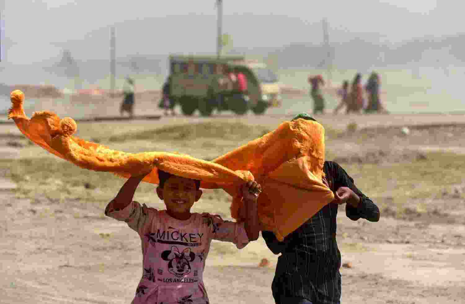 Heatwave in Delhi, temp likely to touch 45°C; mercury to soar in UP, Punjab Heatwave in Delhi, temp likely to touch 45°C; mercury to soar in UP, Punjab