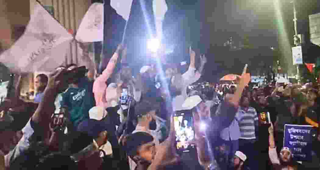 ISIS flags were prominently displayed in a protest in Dhaka, raising serious concerns about extremism in Bangladesh and its implications for regional security, including potential links to Pakistani intelligence agencies. ISIS flags were prominently displayed in a protest in Dhaka, raising serious concerns about extremism in Bangladesh and its implications for regional security, including potential links to Pakistani intelligence agencies.
