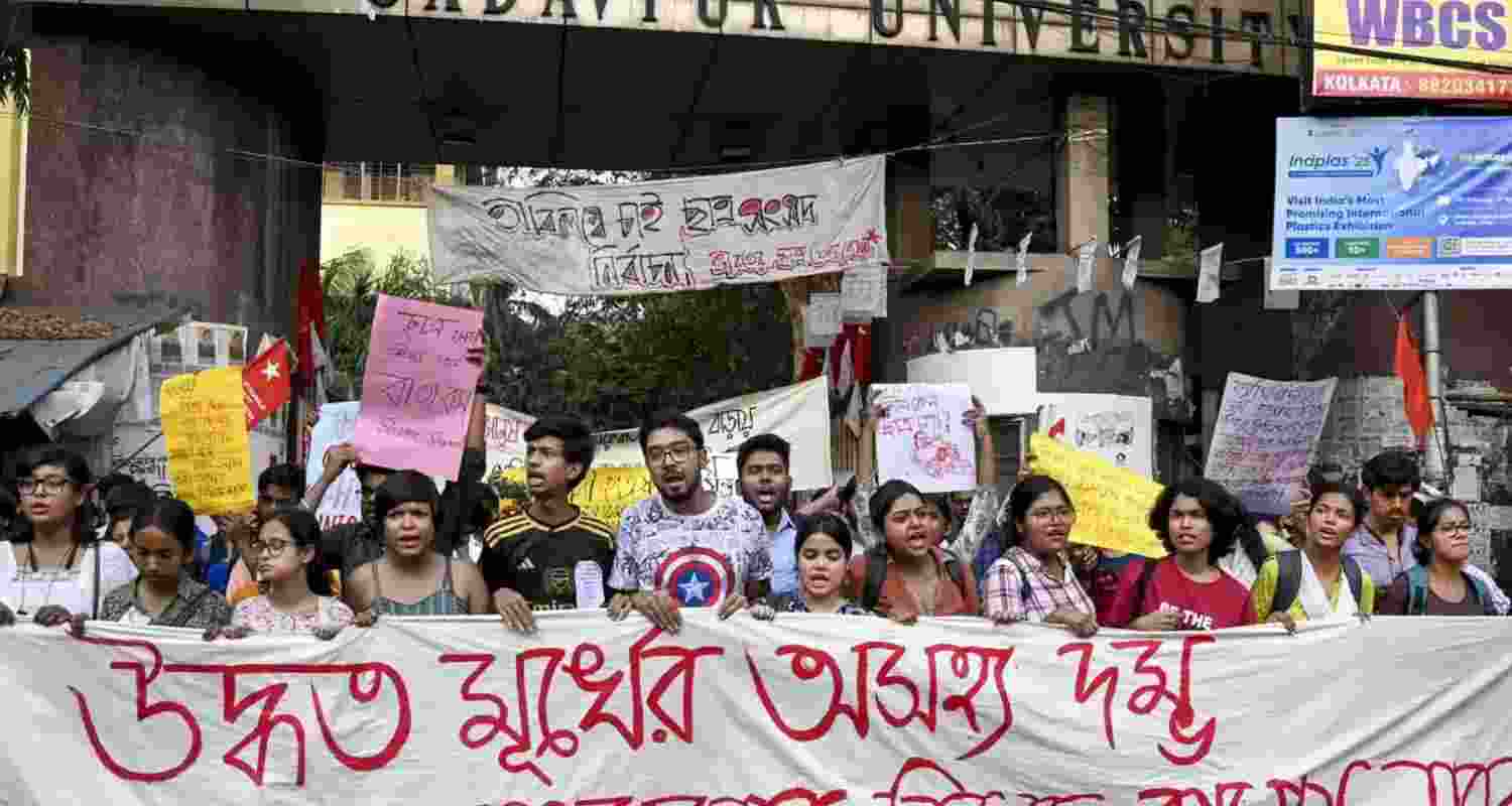 Jadavpur University student arrested; protests escalate Jadavpur University student arrested; protests escalate