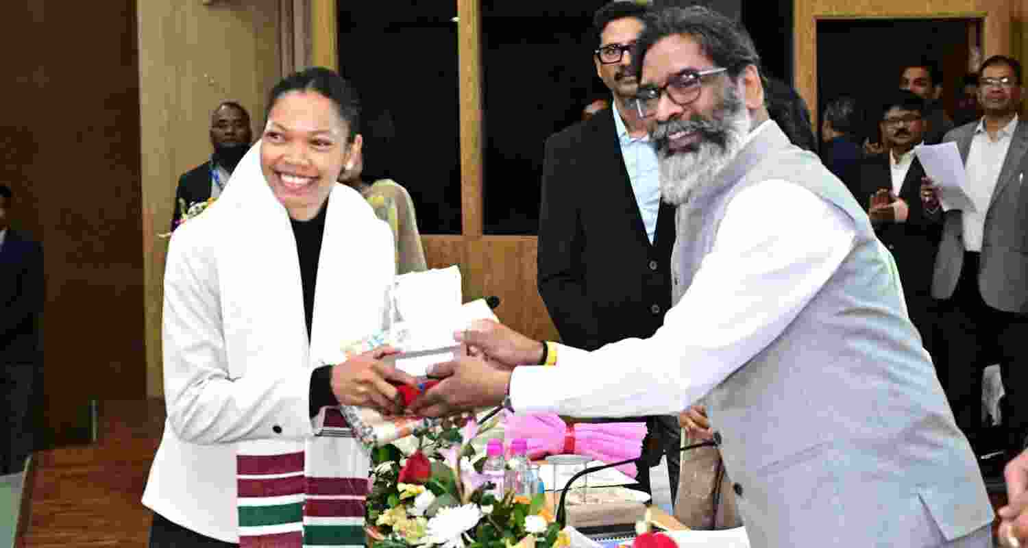 Women's national team captain Salima Tete being felicitated by Jharkhand Chief Minister Hemant Soren. (File Photo) Women's national team captain Salima Tete being felicitated by Jharkhand Chief Minister Hemant Soren. (File Photo)