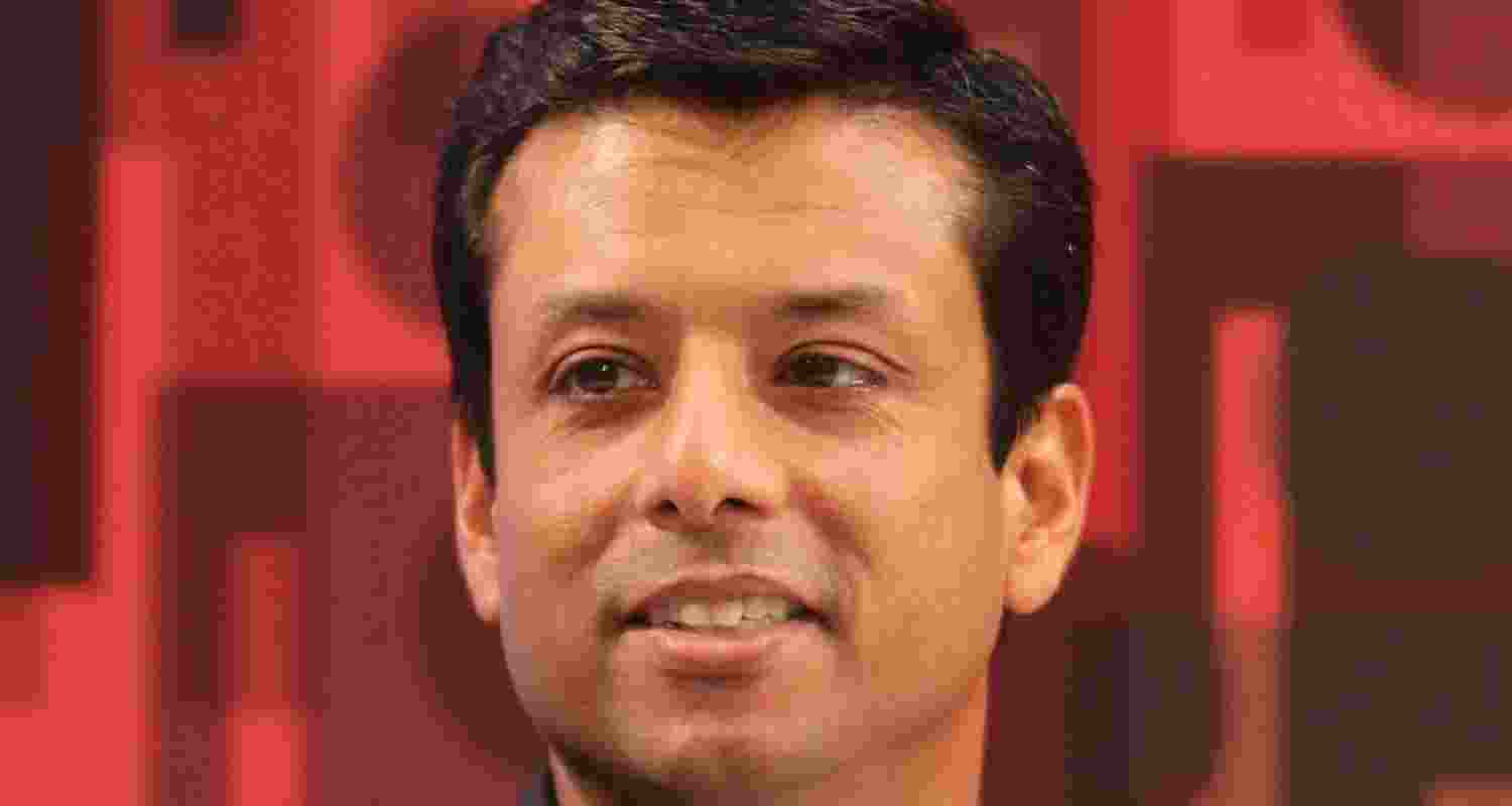 Sheikh Hasina's son Joy secretly flies to India Sheikh Hasina's son Joy secretly flies to India