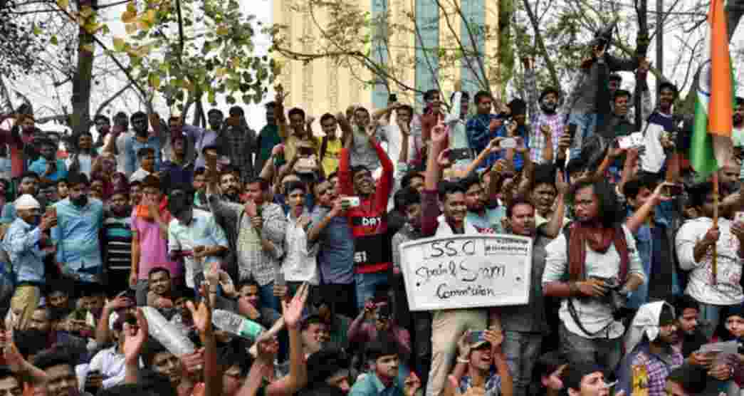 SSC delays eligibility list, teachers storm Commission HQ SSC delays eligibility list, teachers storm Commission HQ