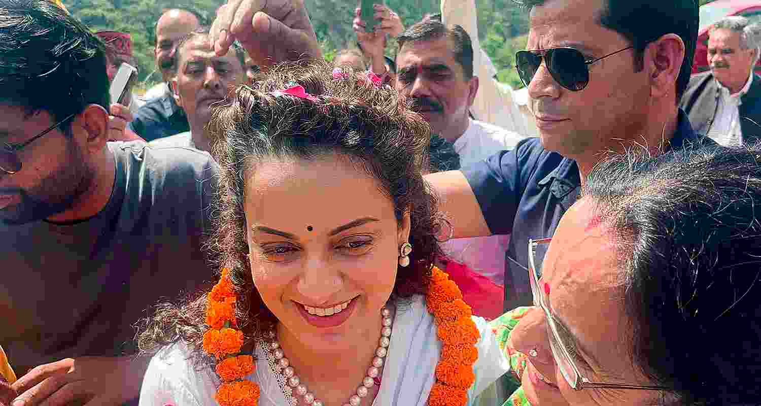 Actor Kangana Ranaut began her Lok Sabha election campaign in Mandi constituency on Friday with a roadshow, hailing Prime Minister Narendra Modi with "Jai Shri Ram" and asserting that the BJP's main agenda is development. Actor Kangana Ranaut began her Lok Sabha election campaign in Mandi constituency on Friday with a roadshow, hailing Prime Minister Narendra Modi with "Jai Shri Ram" and asserting that the BJP's main agenda is development.