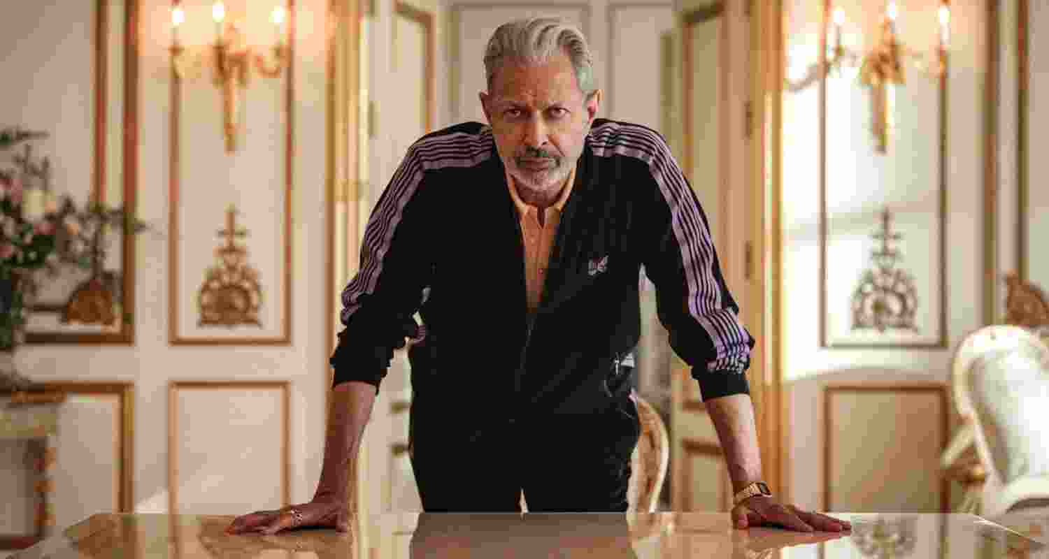 Zeus through the ages: God, lover, and father onscreen Zeus through the ages: God, lover, and father onscreen