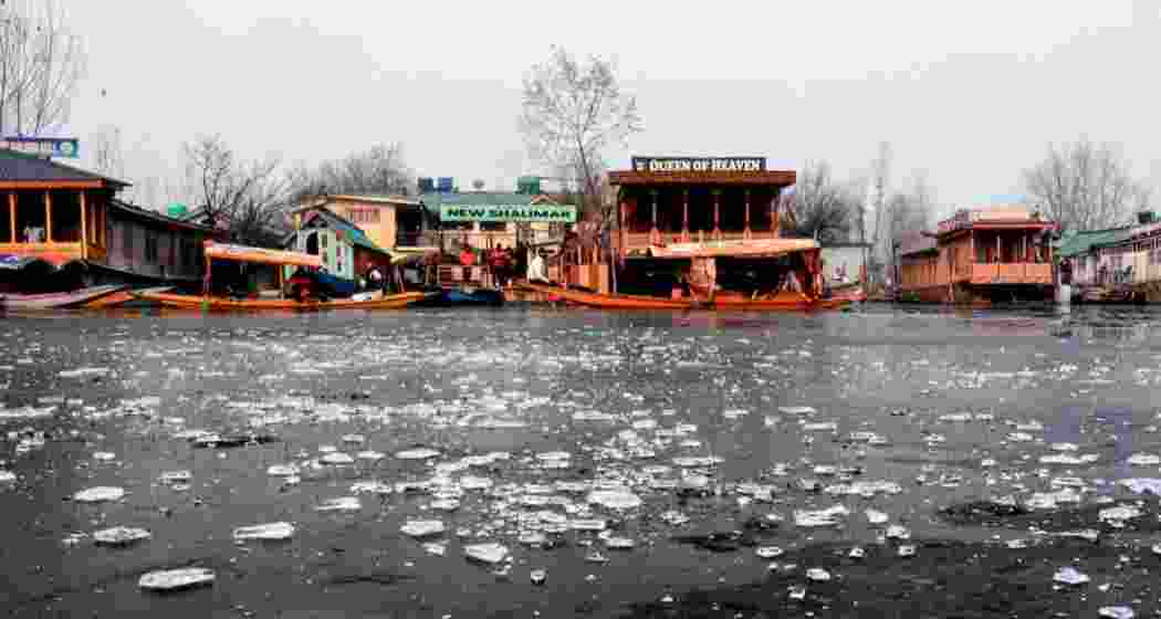 The Kashmir valley is currently experiencing an intense coldwave, with temperatures plummeting to a chilling low. The Kashmir valley is currently experiencing an intense coldwave, with temperatures plummeting to a chilling low.