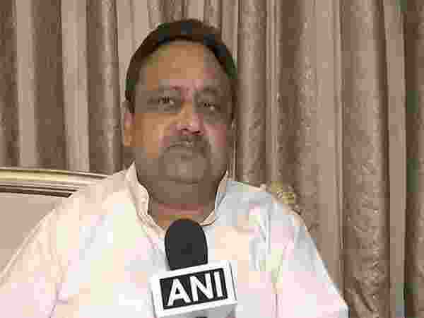 Rahul Gandhi misleading entire country: BJP over Cong allegations Rahul Gandhi misleading entire country: BJP over Cong allegations