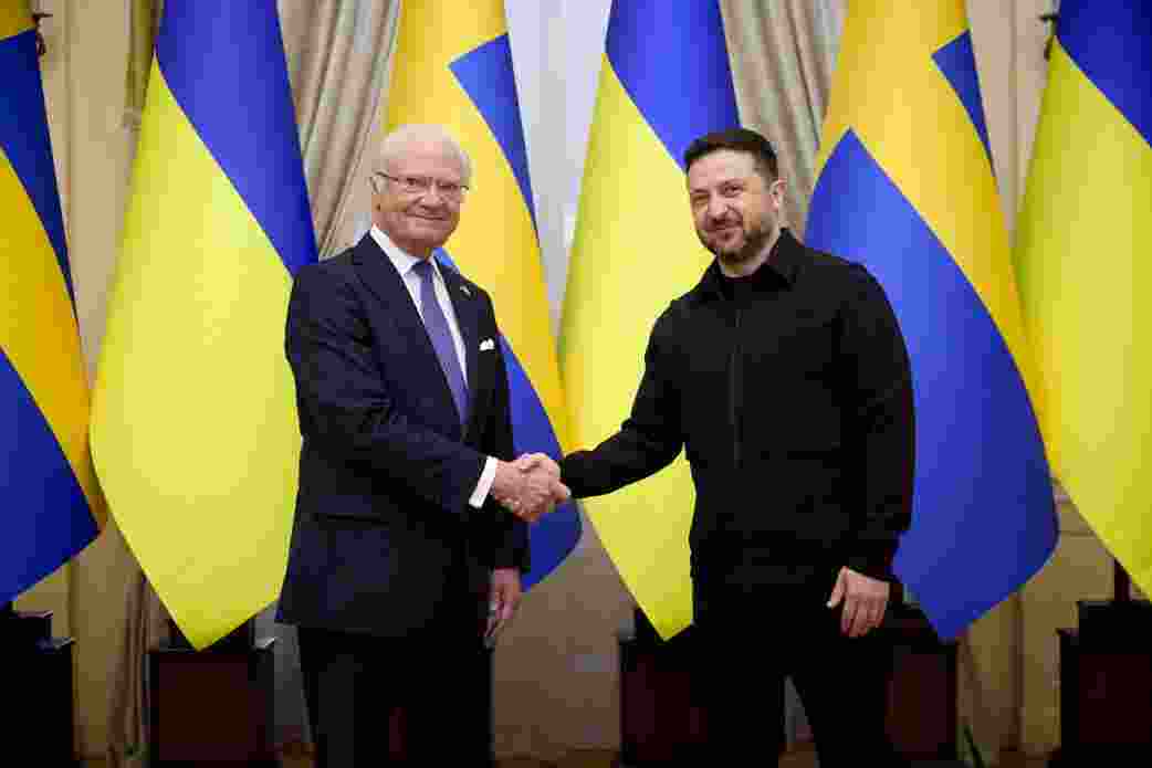 King Carl XVI Gustaf of Sweden and Ukraine's President Volodymyr Zelenskyy. King Carl XVI Gustaf of Sweden and Ukraine's President Volodymyr Zelenskyy.