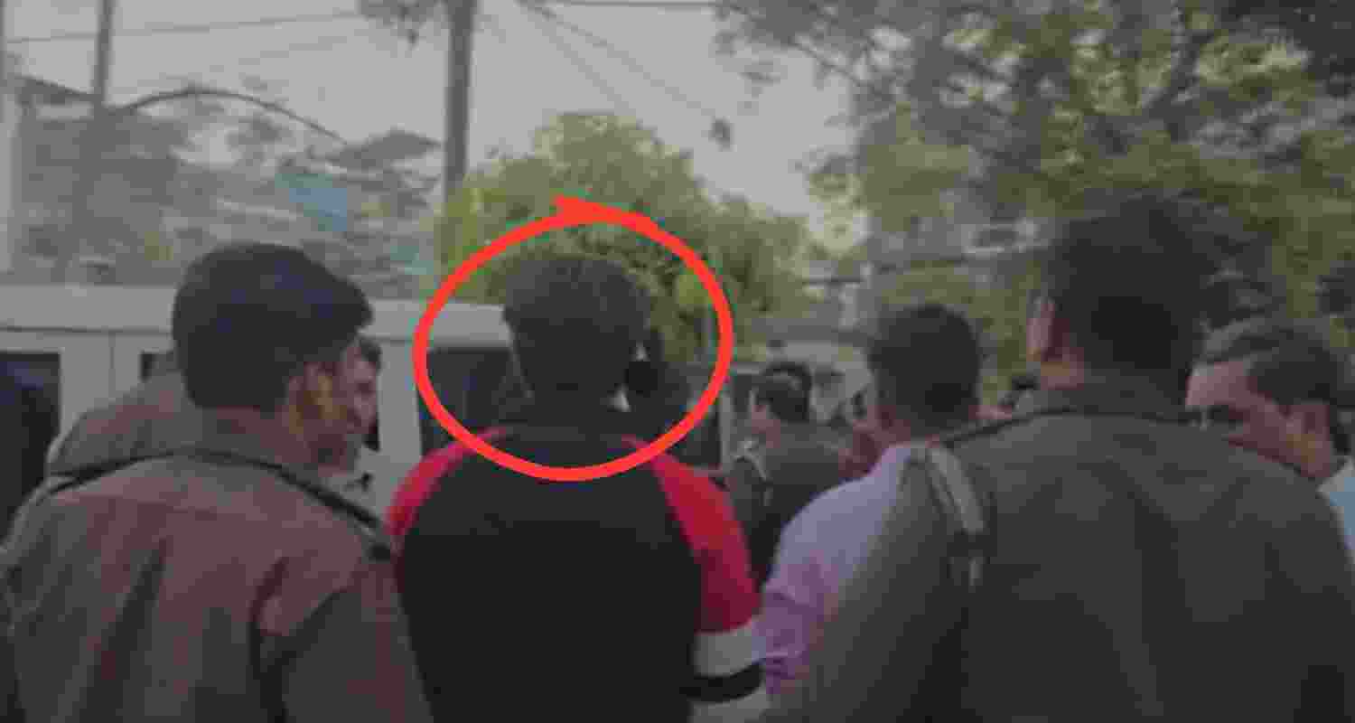 19-year-old in Lucknow arrested for allegedly shooting his father dead and dismembering the body after a dispute over studies; police recovered remains from home. 19-year-old in Lucknow arrested for allegedly shooting his father dead and dismembering the body after a dispute over studies; police recovered remains from home.